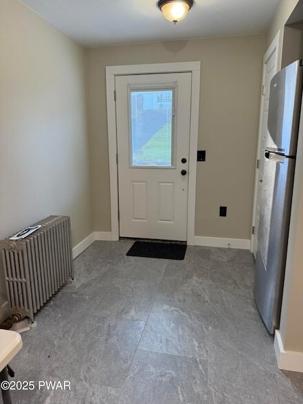 Building Photo - 341 Broad St