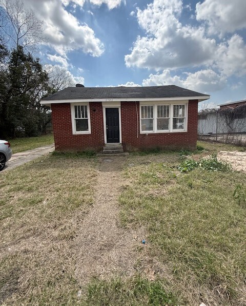 Building Photo - 2722 Ontario St