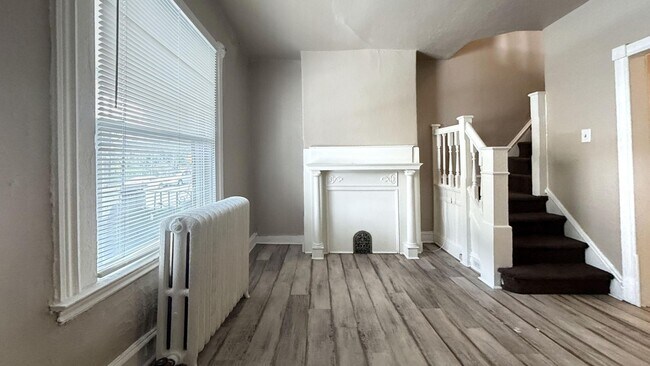 Building Photo - 1456 N 56th St