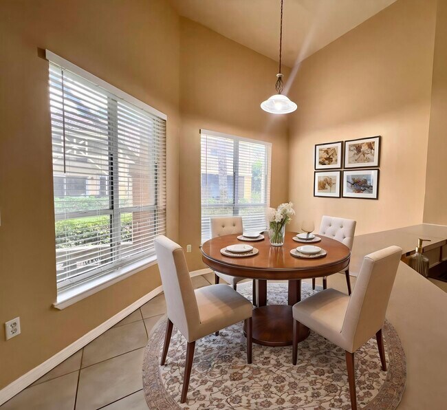 Building Photo - 4863 Via Palm Lakes