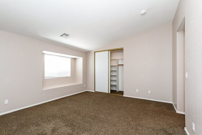 Building Photo - 5450 Mercantile St