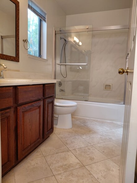 Upstairs Bathroom - 358 Pimlico Dr
