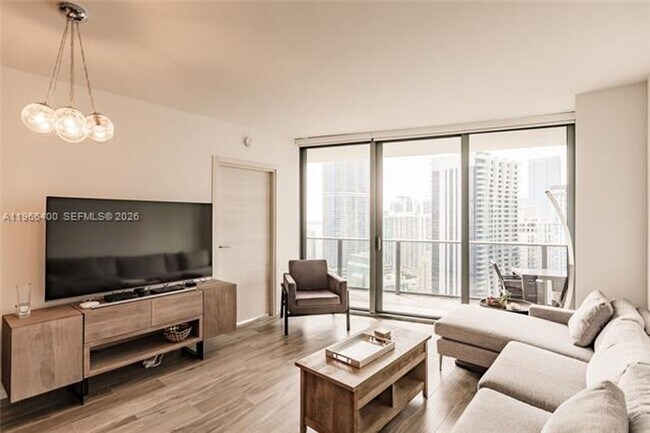 Building Photo - 801 S Miami Ave