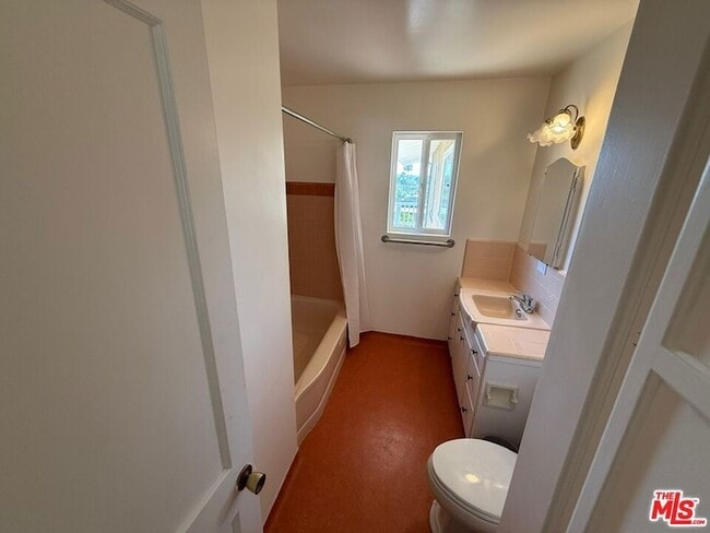 Building Photo - 3237 Midvale Ave