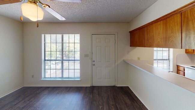 Building Photo - McKenzie Place Apartments