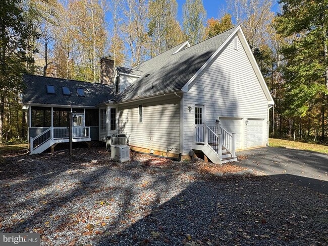 Building Photo - 5 Artillery Dr