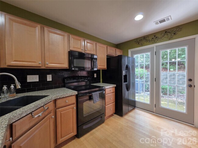 Building Photo - 360 Tidmarsh Ct NW