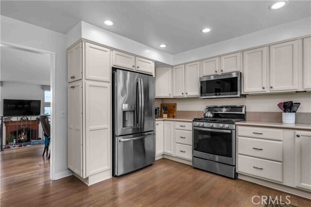 Building Photo - 420 Palos Verdes Blvd