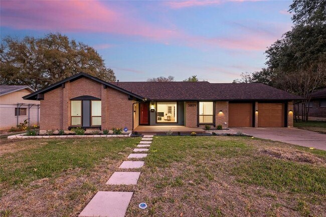 Building Photo - 5809 Cherry Creek Dr