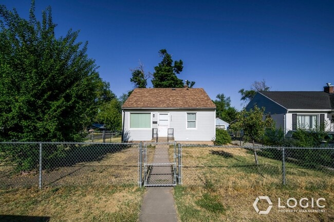 Primary Photo - Spacious Home in Ogden!
