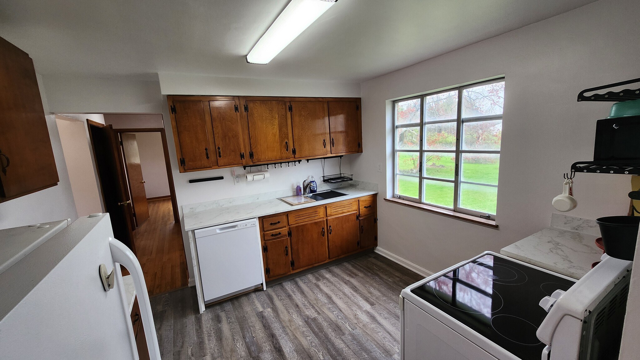 Kitchen 11'X11' - 8446 Clough Pike