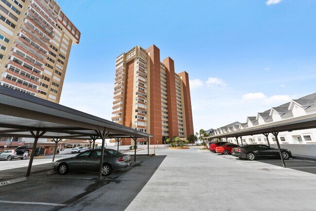 Building Photo - 17940 Gulf Blvd