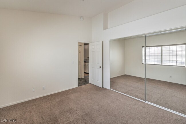 Building Photo - 3660 Renovah St