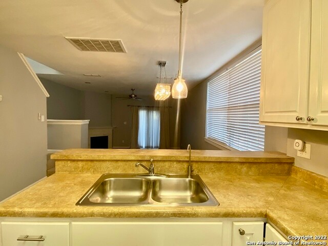 Building Photo - 11815 Vance Jackson Rd