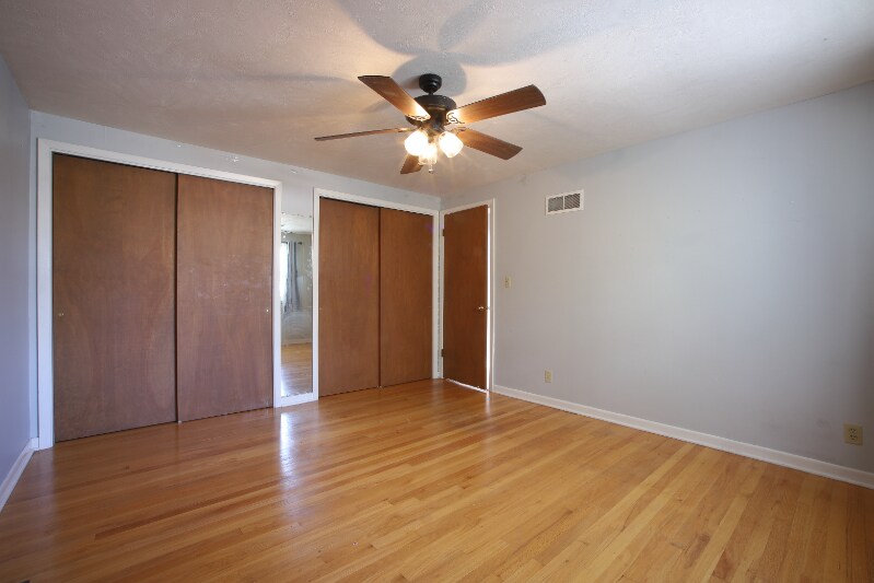 Building Photo - 3120 Loveland Dr