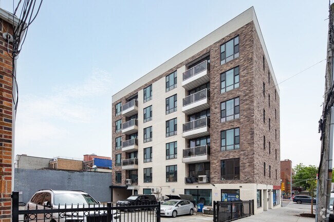 Building Photo - 32-65 107th St