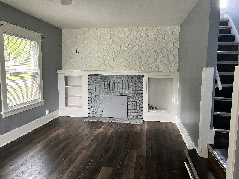 Building Photo - 104 Charles Ave