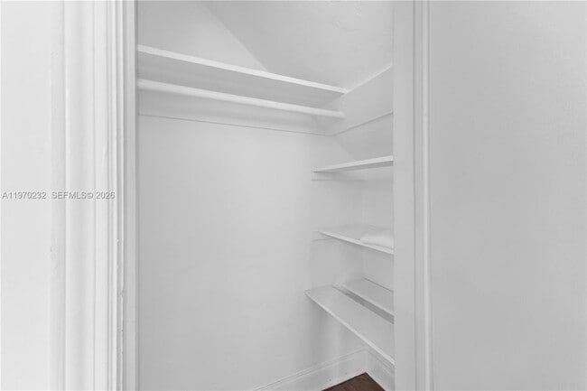 Building Photo - 1027 Euclid Ave