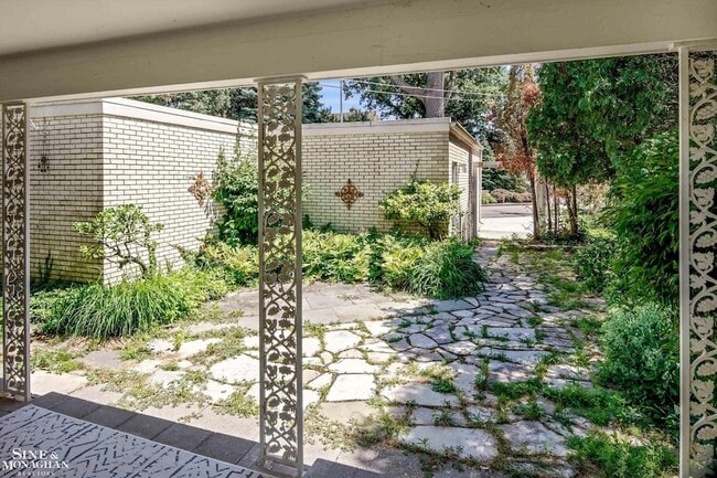 Building Photo - 15838 Windmill Pointe Dr