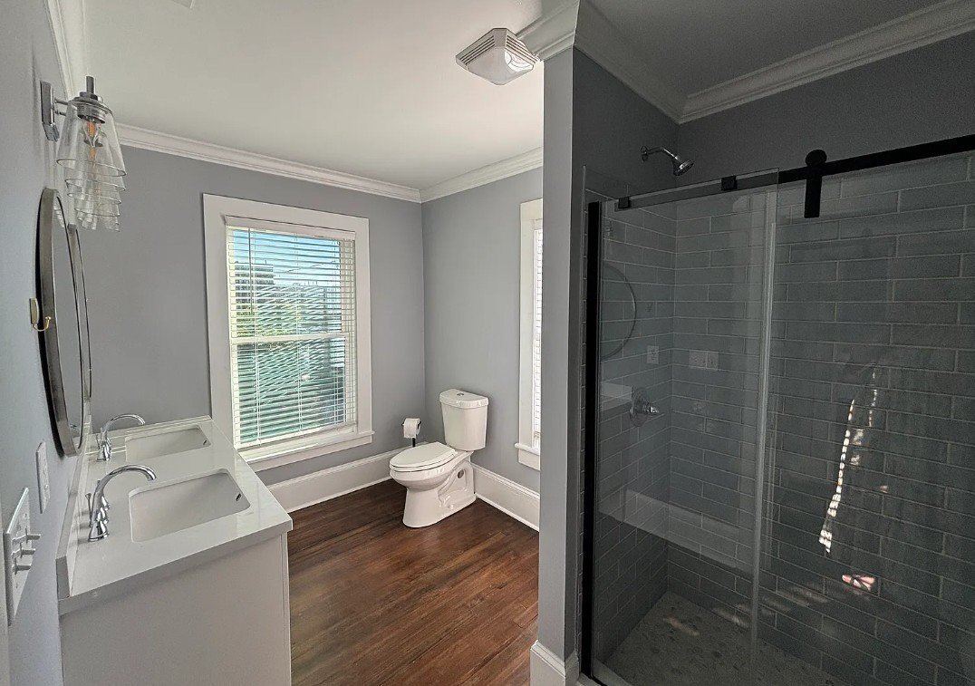 Building Photo - 313 W Fisher Ave