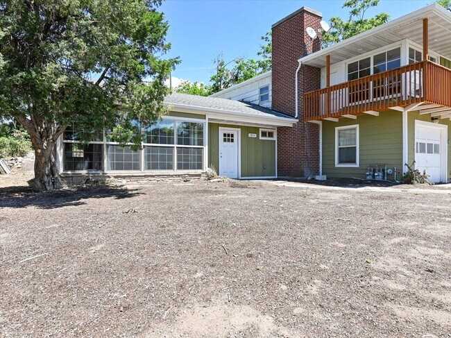 Building Photo - 1245 E Harrison Ave