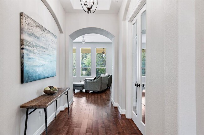 Building Photo - 106 Maxwell Way