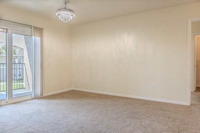 Building Photo - 6596 Swissco Dr