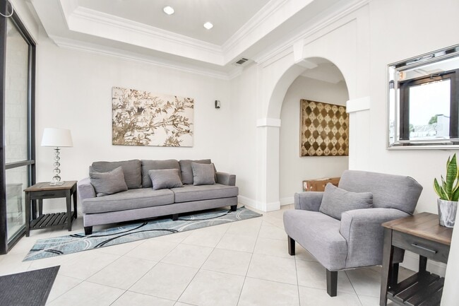 Building Photo - 2120 Kipling St