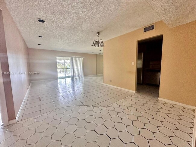 Building Photo - 3360 Spanish Moss Terrace