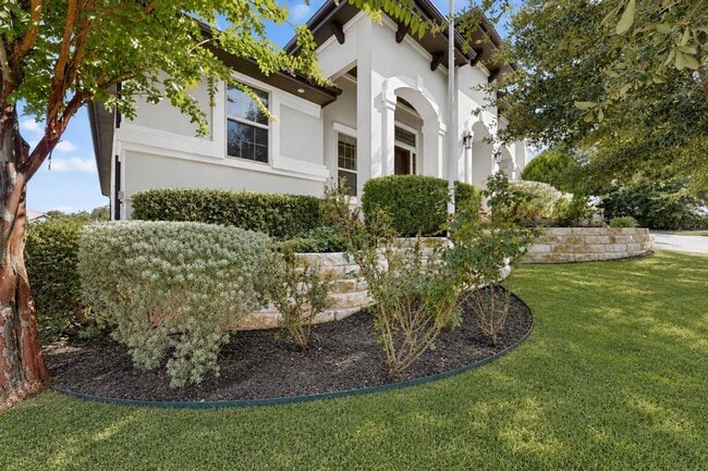 Building Photo - 3904 Piana Pl