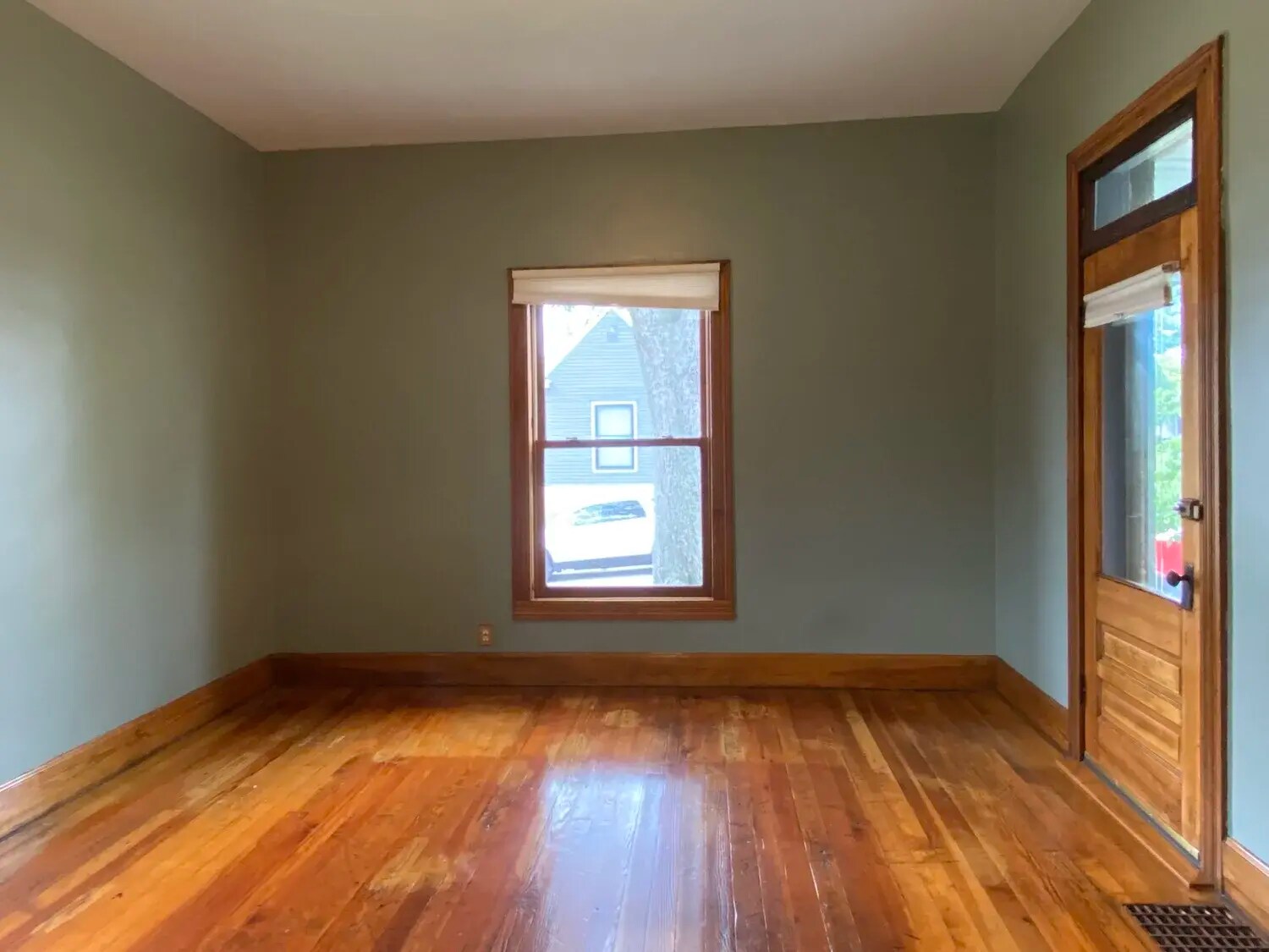 Building Photo - 601 S Grant St