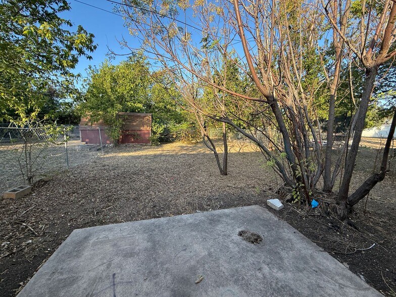 Building Photo - 1506 Indian Trail