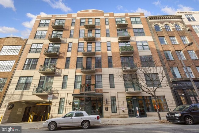 Building Photo - 112 N 2nd St