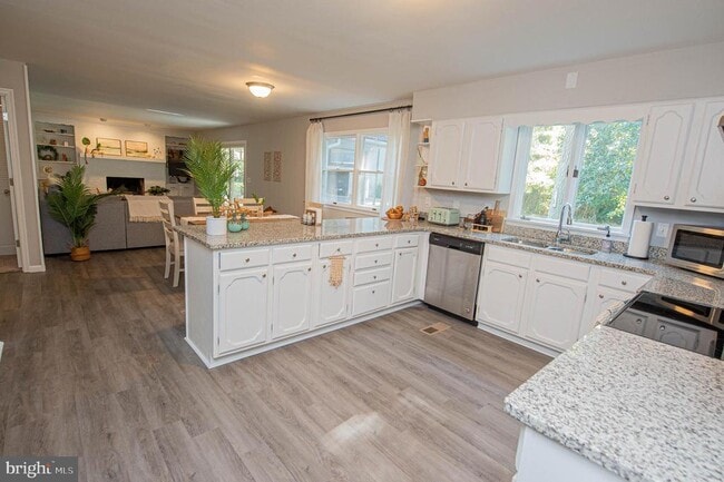 Building Photo - 414 Pine Bluff Rd