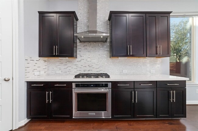 Building Photo - 11106 Wishaw Wy