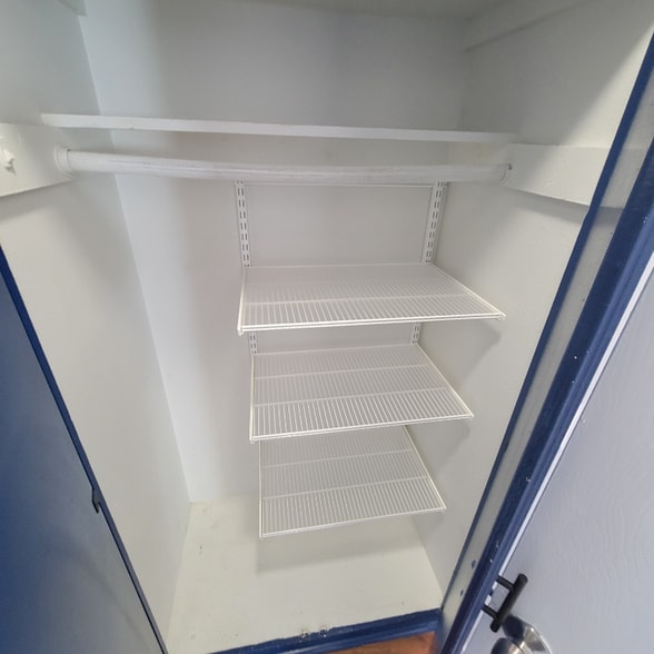 Building Photo - 125 S Ave 53