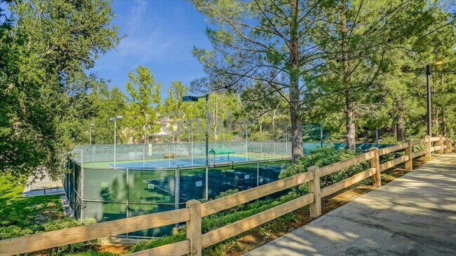 Building Photo - 27523 Wellsley Way