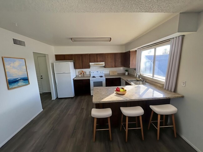 Building Photo - East Side Home for Rent