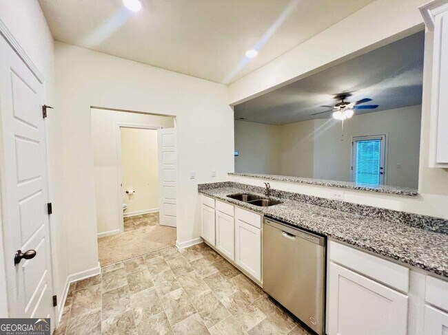 Building Photo - 2678 Paxton Pl