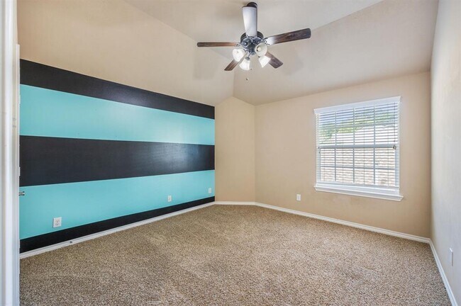 Building Photo - 3011 Rustic Gardens Dr