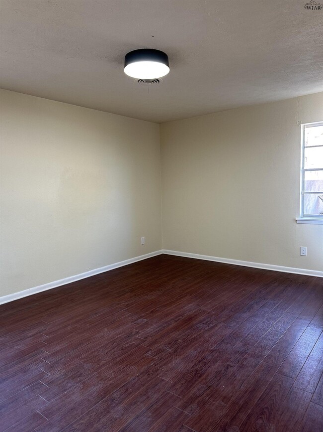 Building Photo - 4304 York St