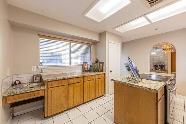 Building Photo - 6030 Gallant Forest Dr