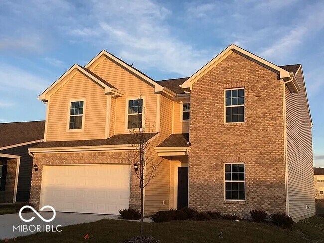 Building Photo - 5421 Tanglewood Ln