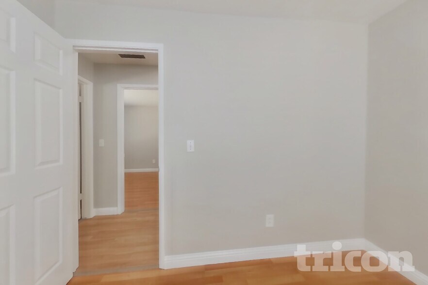 Building Photo - 600 Basalt Dr