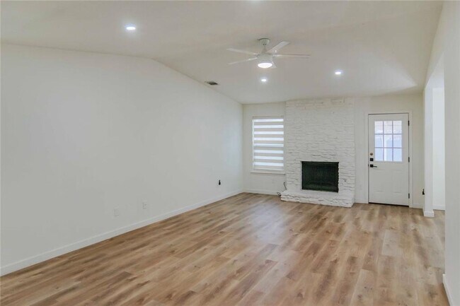 Building Photo - 11219 Slippery Elm Trail