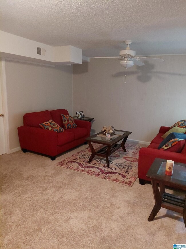 Building Photo - 2559 Janice Cir NE