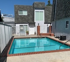 Building Photo - Barclay Square Apartment