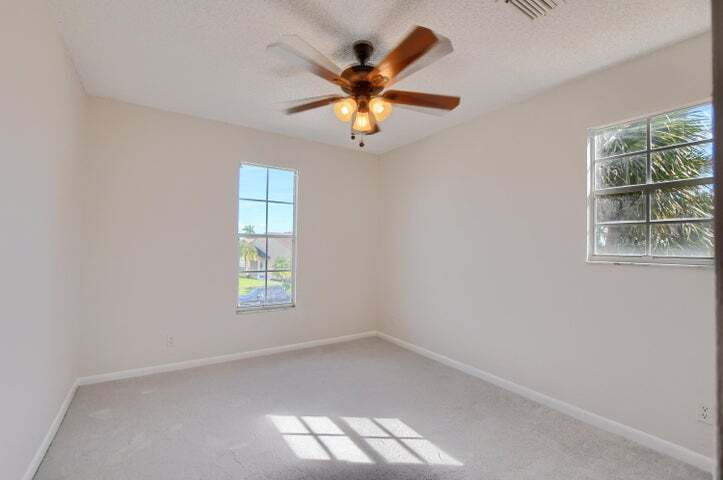 Building Photo - 22552 Middletown Dr