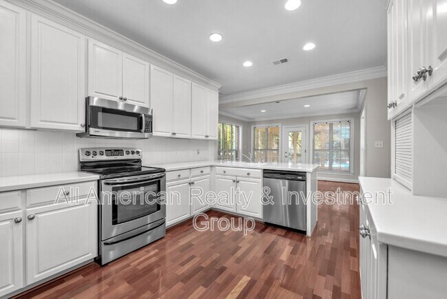 Building Photo - 1467 Oakmont Pl