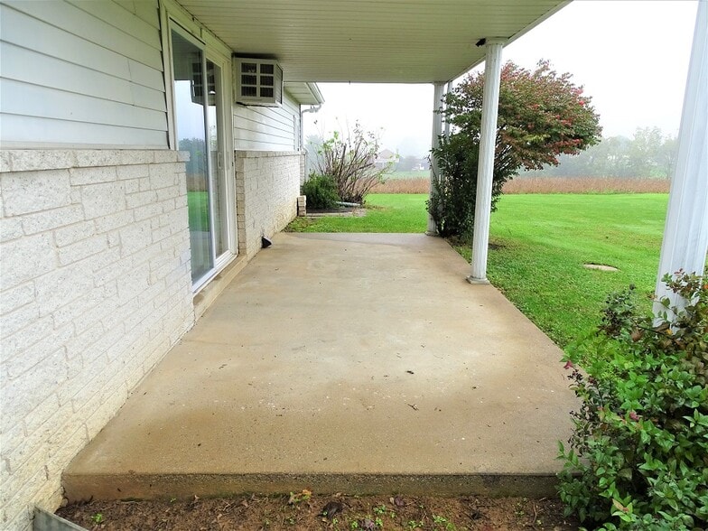 Building Photo - 236 Deep Run Rd